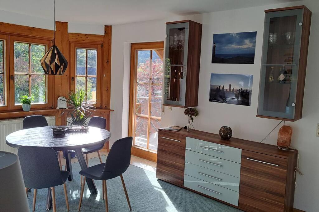 Gemuetliche Waldrandlage In Badenweiler Sehringen Ferienwohnung מראה חיצוני תמונה