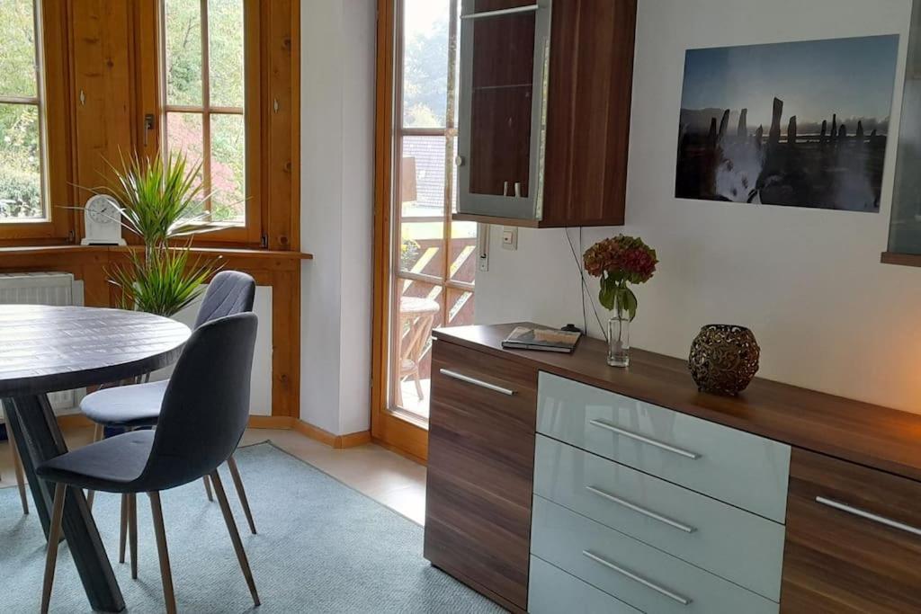 Gemuetliche Waldrandlage In Badenweiler Sehringen Ferienwohnung מראה חיצוני תמונה